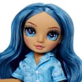Miniatyrbild 4 av 6: Pyjamasparty för högstadiet - 22 cm ledad modedocka - Skyler (blå) - Massor av tillbehör - från 4 år