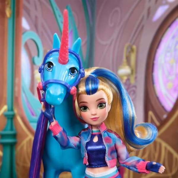 SPIN MASTER DOCKA 24 CM ISABEL Unicorn Academy