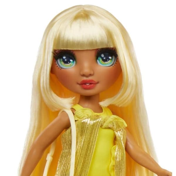 Rainbow High Swim & Style - Ledad Modedocka 27 cm - Sunny (Gul) - Baddräkt + Pareo - från 4 år
