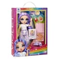 Miniatyrbild 6 av 6: Pyjamasparty för högstadiet - 22 cm ledad modedocka - Violett (lila) - Massor av tillbehör - från 4 år