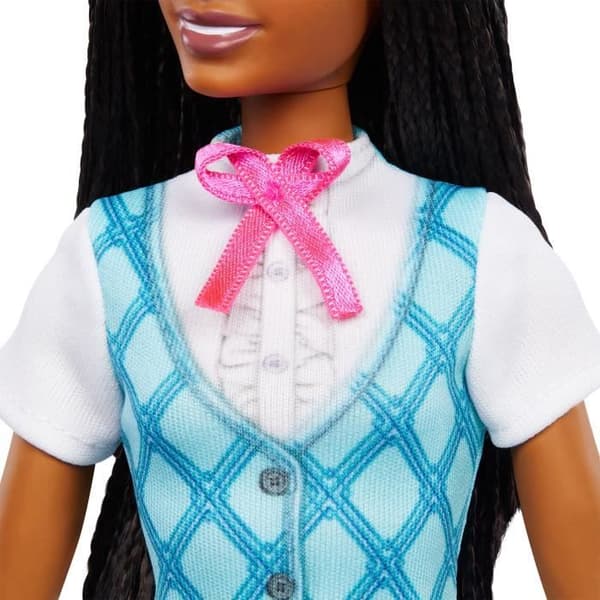 Barbie – Barbie Mysteries: Den stora hästjakten. Brooklyn-docka HXJ39