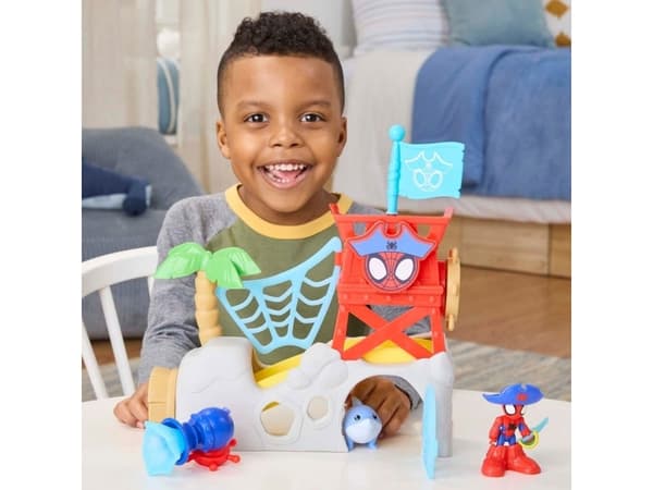 Spidey & Friends Water-Webs Pirate Island Playset