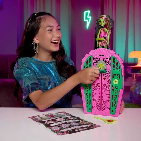 MONSTER HIGH Venus McFlytrap Monstruösa Hemligheter Box Set - Monster High - HYT75