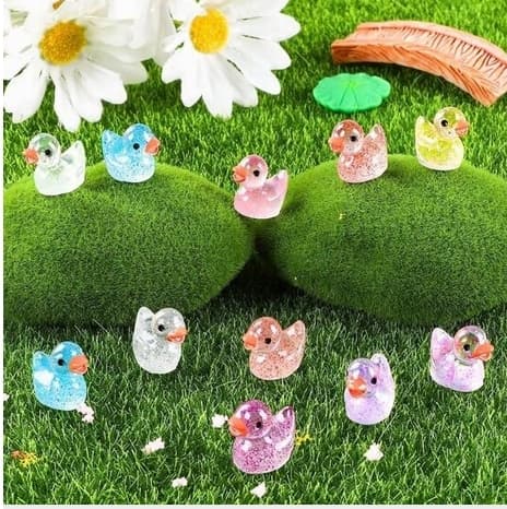 Uusi 100 kpl mini ducks with glitter pieniä valaisevia ankkoja lasikoristeen kanssa, realistinen muoto, kestävä hartsi,