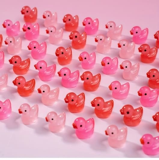Uusi 100 kpl mini ducks pink style ankkoja lasikoristeen kanssa, realistinen muoto, kestävä hartsi,