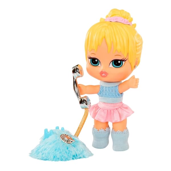 Bratz Babyz Runwayz Cloe doll