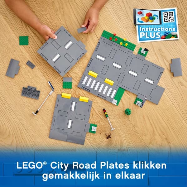 LEGO City 60304 LEGO® CITY Crossroads liikennevaloilla (60304)