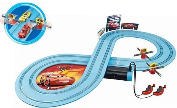 Carrera First Disney Cars Race Track + 2 biler