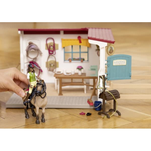 Schleich Horse Club 42591 Utrustningsrum-förstoring
