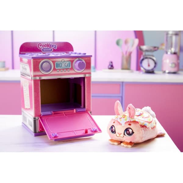 Cookeez Makery - pizzabageovn og mysterieplushie, kanel.