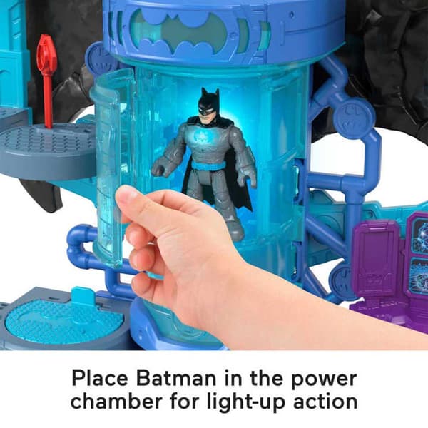 Fisher Price Dc Batcave Leksakshus Med Ljus Och Ljud För Figurer Bat Tech Flerfärgad