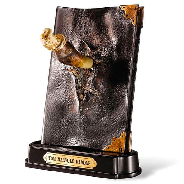 Noble Collection Basilisk Fang Ja Päiväkirjan Kopiokuva Tom Riddle Hopeinen