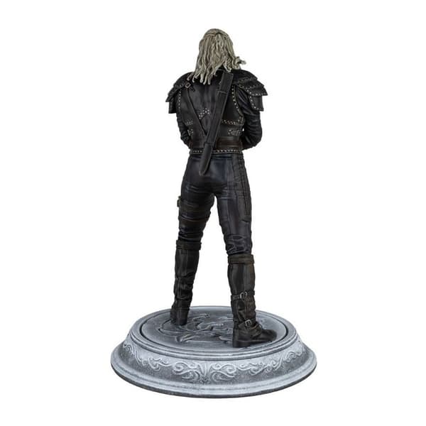 Dark Horse Patsas Geralt Kausi Pvc 2 24 Cm The Noita Musta