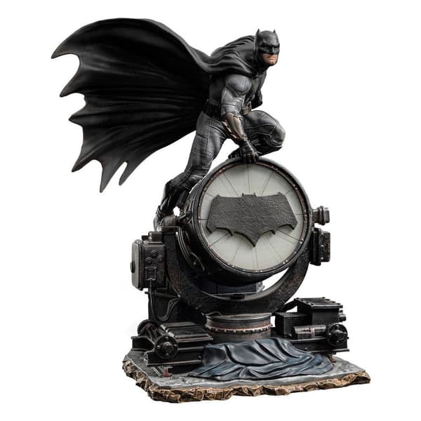 Iron Studios Statue 1/10 Deluxe Art Scale Batman On Batsignal 28 Cm Zack Snyder´s Justice League Dc Comics Sort