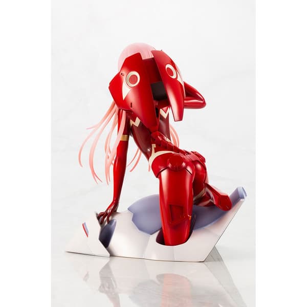 Kotobukiya Darling In The Franxx Pvc Statue 1/7 Zero Two 17 Cm Punainen