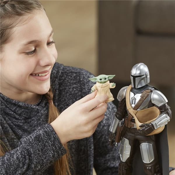 Star Wars Galactic Action The Electrónicas Interactivas Figur Mandalorian & Grogu Guld