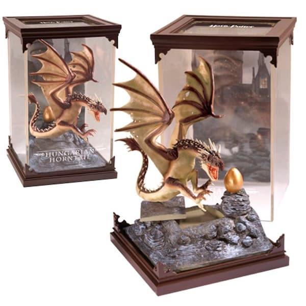 Noble Collection Figur Hungarian Horntail Flerfarvet