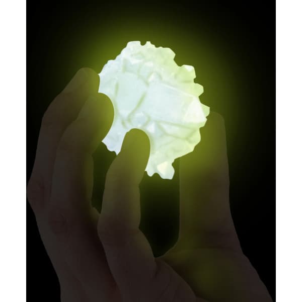 National Geographic Glow in Dark Crystal Growing -leikkisetti