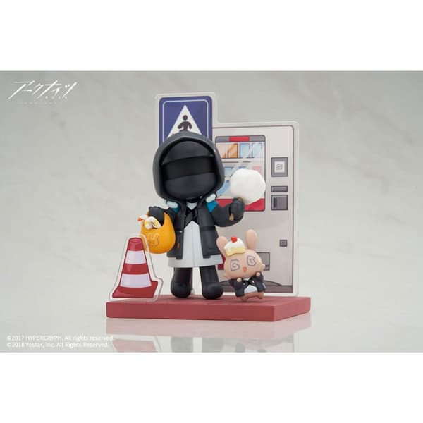 Apex Statue Pvc Mini Series Will You Be Having The Dessert Doctor 10 Cm Arknights