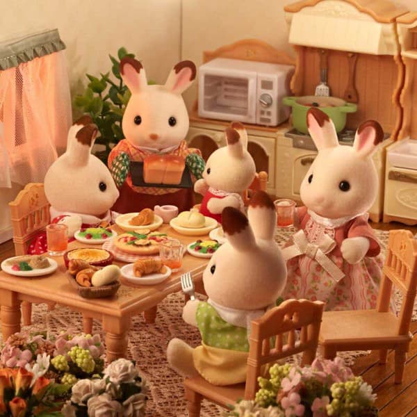 Epoch Sylvanian Families -suklaapupuperheen Hahmot