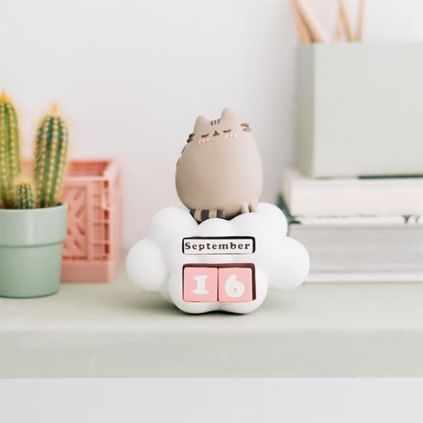 Grupo Erik Pusheen Purrfect Love Collection 3d Perpetual Calendar