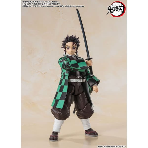 Bandai Tamashii Nations Demon Slayer: Kimetsu No Yaiba Sh Tanjiro Kamado-figur 14 Cm
