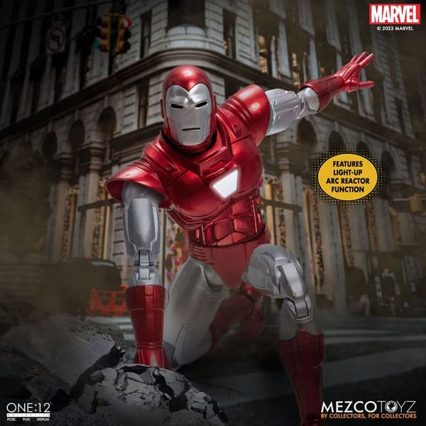 Mezco Toys Forundring 1/12 Sølv Centurion Edition Figur 16 Cm