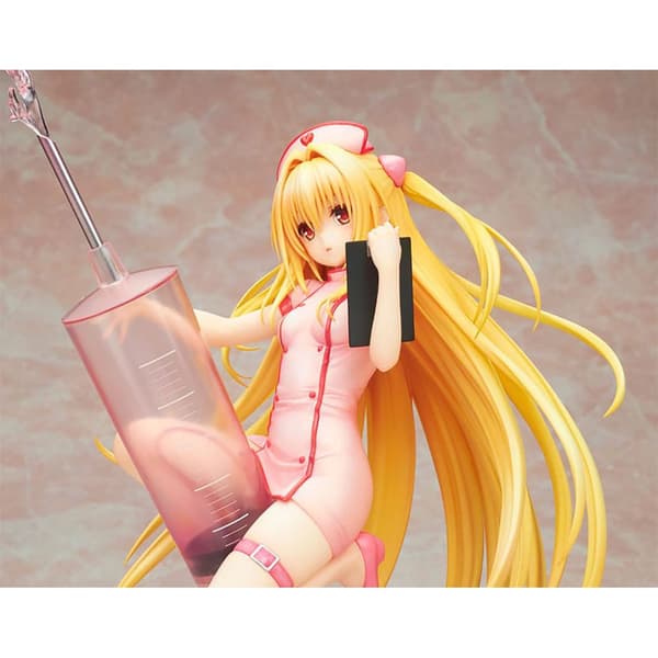 Alter To Love Ru Darkness Pvc 1/7 Golden Darkness Nurse Ver 21 Cm Re Run Staty