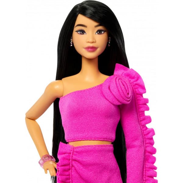 Barbie Deluxe Style docka, svart hår