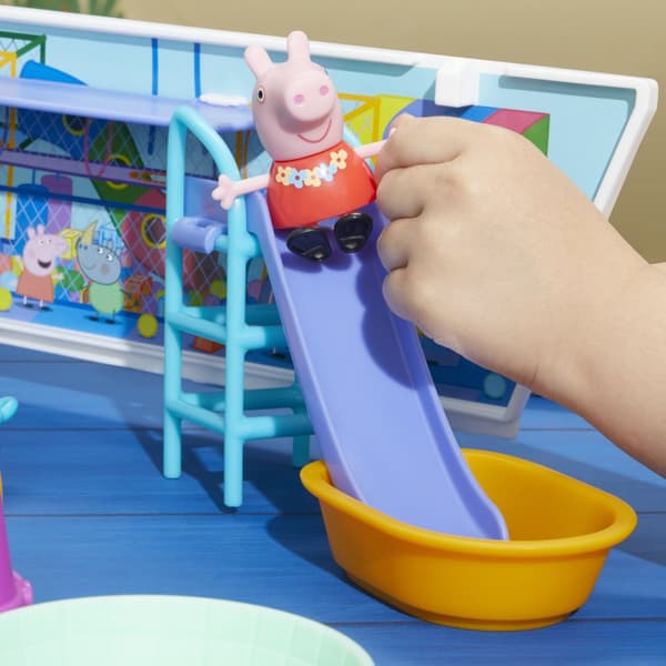 PEPPA GRIS Passagerarfartyg + 3 figurer F6284 Kryssningsfartyg