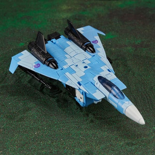 Hasbro Transformers TOMY TAKARA Cloudcover -lentokone Transformers-figuuri