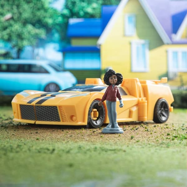 Hasbro Transformers EarthSpark Bumblebee & Mo Malto 20.3cm toimintahahmo