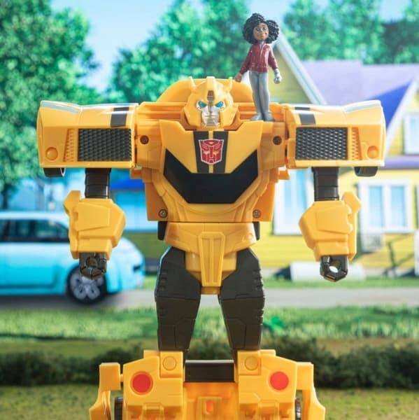 Hasbro Transformers EarthSpark Bumblebee & Mo Malto 20.3cm toimintahahmo