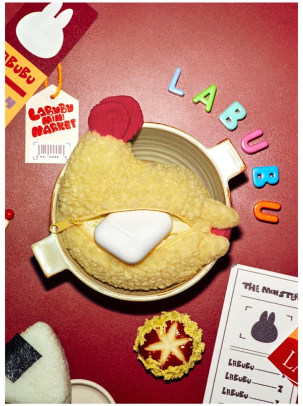 Pop Mart Labubu – The Monsters Wacky Mart Series Earphone Case