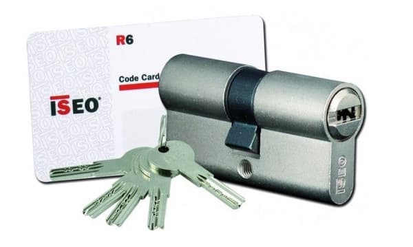 Nickelpläterad europeisk cylinder IS R6 30 X 70 varierad - ISEO - 880930709..5