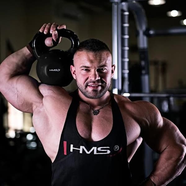 Kettlebell svart KNV28 i gjutjärn med vinylbeläggning HMS