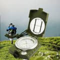 Miniatyrbillede 7 af 7: OBOSOE Compass til vandreture – Vandafvisende, holdbart linsekompas i lommestørrelse til overlevelse