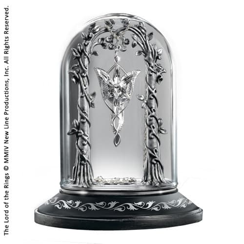 The Lord of the RingsLOTR Arwen Evenstar Display
