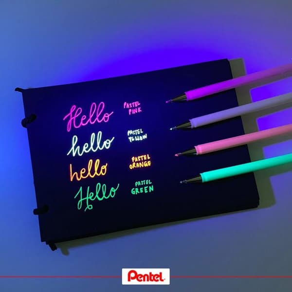 Pentel Hybrid Milky gel bläck rullpenna, pastellgrön 0,000000 Svart