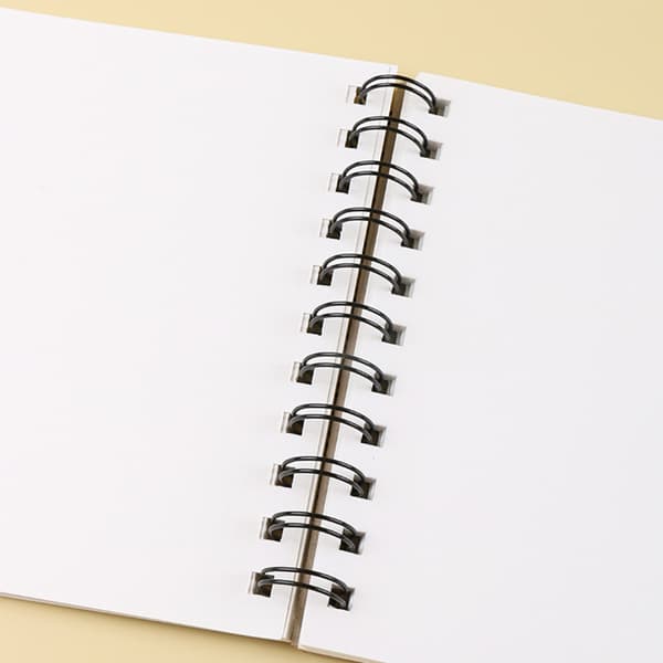 INF Skitsebog - Minimalistisk Hardcover Tegneblok