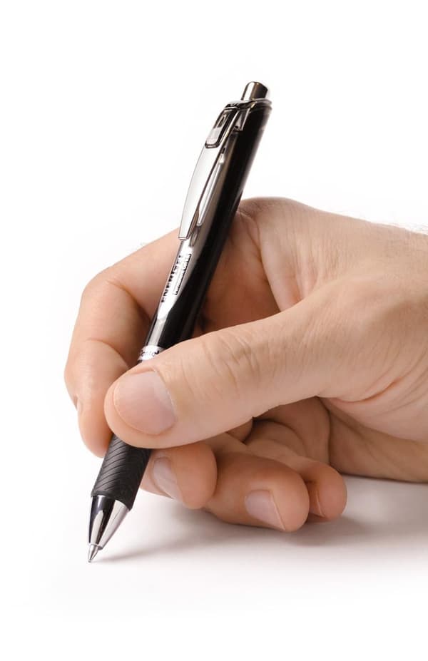 Gelpenna PENTEL EnerGel permanent 0,7 rö 12st