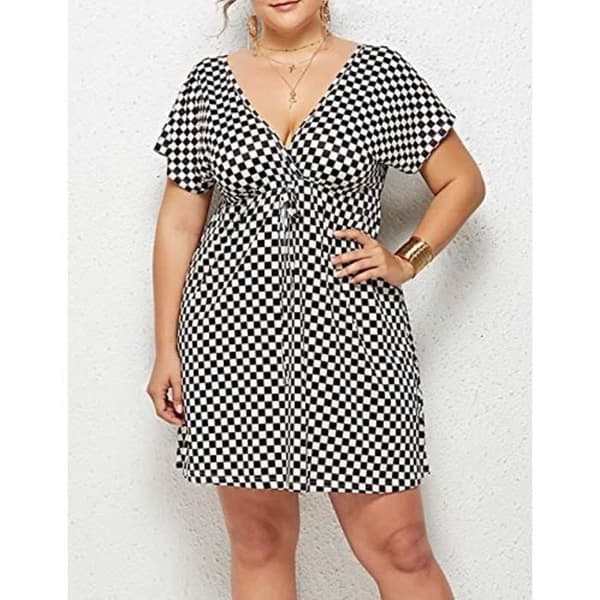Robe RWZ38 Mini kimono sexy med V-ockning och dragsko i midjan Storlek-40