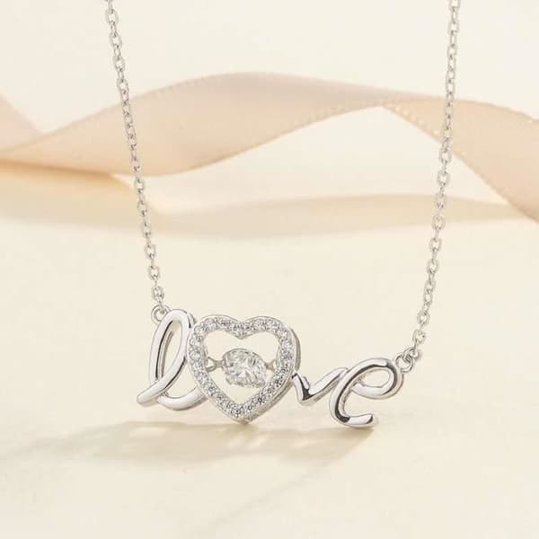Smart Letter LOVE Enkelt bankande hjärta hänge halsband med röd evig ros presentförpackning