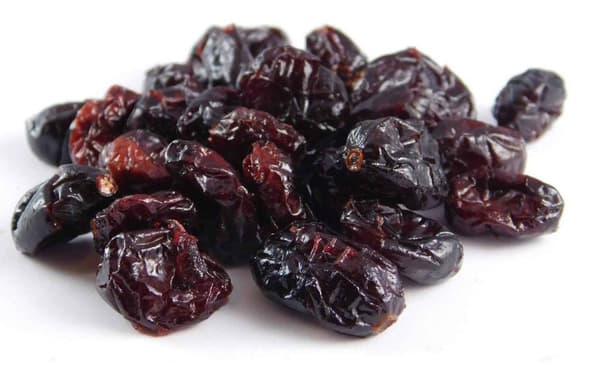 KUIVATUT KOKONAISET KARPALOT 500 g