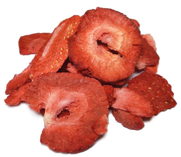 Pakastekuivattuja mansikkaviipaleita 10 g