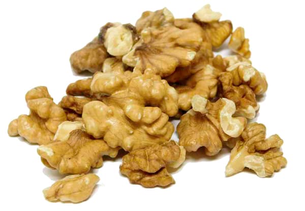 KUORITUT SAKSANPÄHKINÄT NELJÄNNESOSAT 250 g