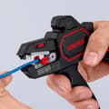 Miniatyrbilde 4 av 11: KNIPEX Automatisk isolasjonsstripper