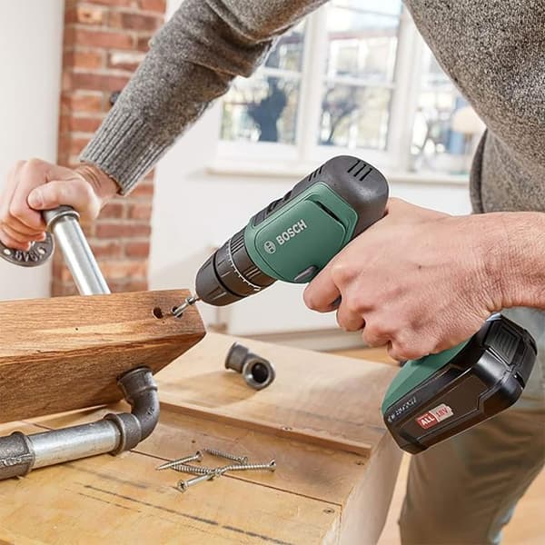 Bosch Professional Trådløs Borehammer Universalimpact 18