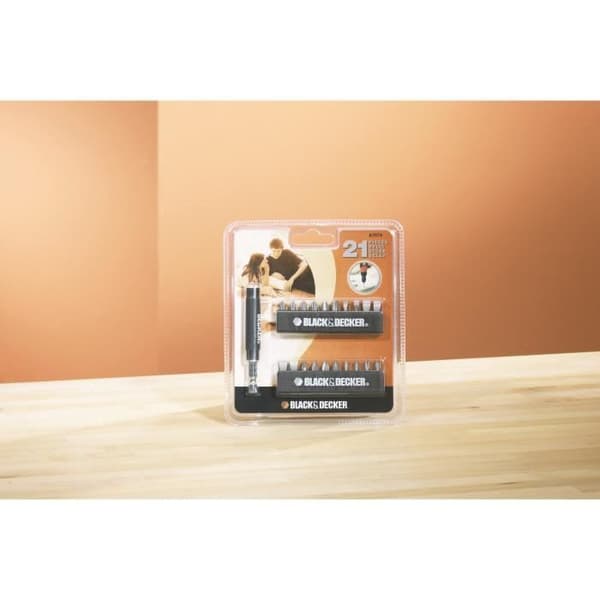 BLACK+DECKER skruvbox - 20 25mm bits - PH/PZ/PL/Tx - Magnetisk med styrning - Metall - Svart och orange