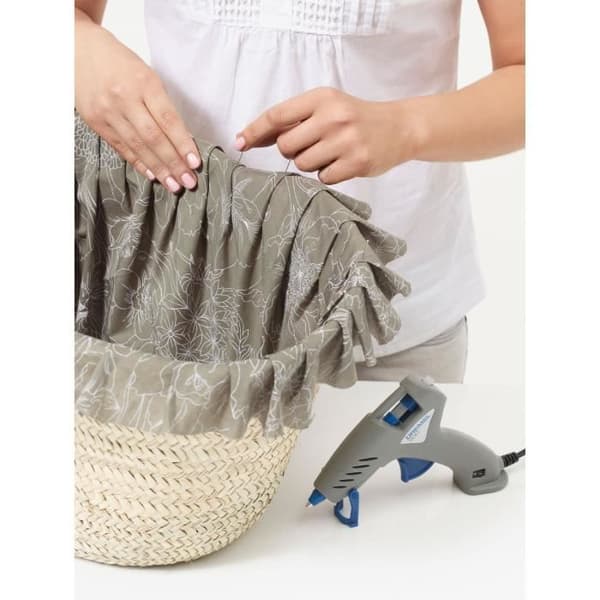 Dremel 930 Hot Glue Gun - Kit med 2 uppvärmningstemperaturer och 18 7 mm limstift